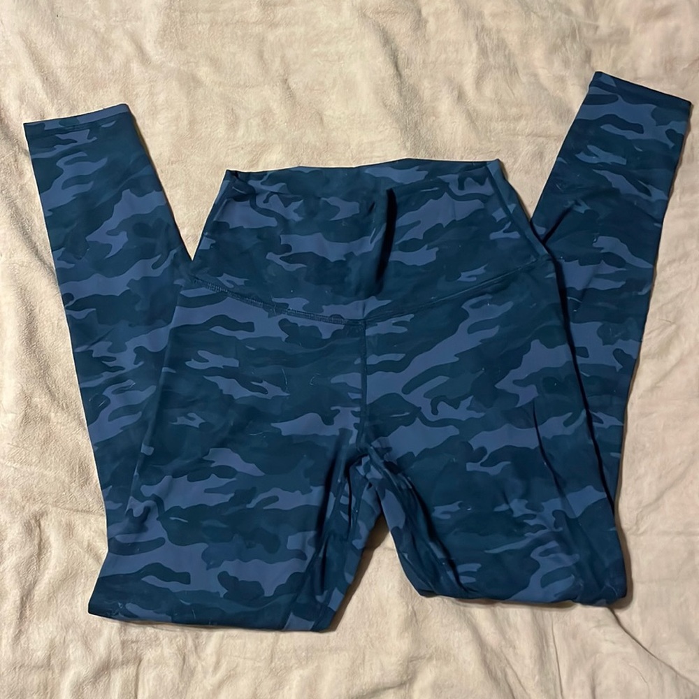 Buttery soft camo leggings!